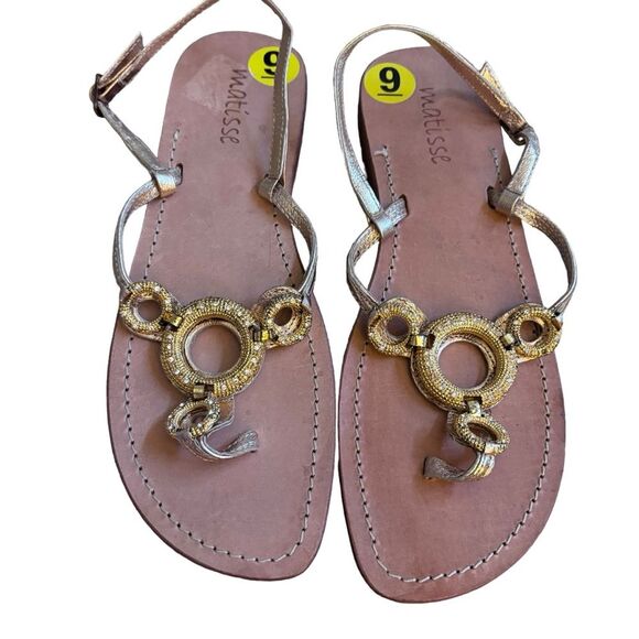 Matisse Strappy Gold Jeweled Thong Sandal Size 9 - Picture 1 of 9
